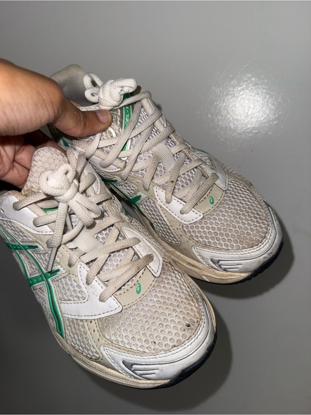 ASICS - Picture 2 of 8